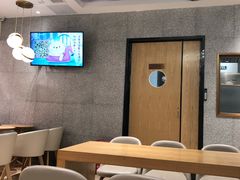 用餐区-奈雪的茶(大梅沙8号仓店)