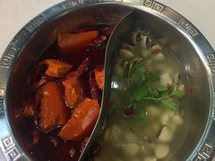 -憨铁匠老火锅(龙岗万科里店)