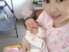 -爱的果实月嫂育婴师(世纪东方店)