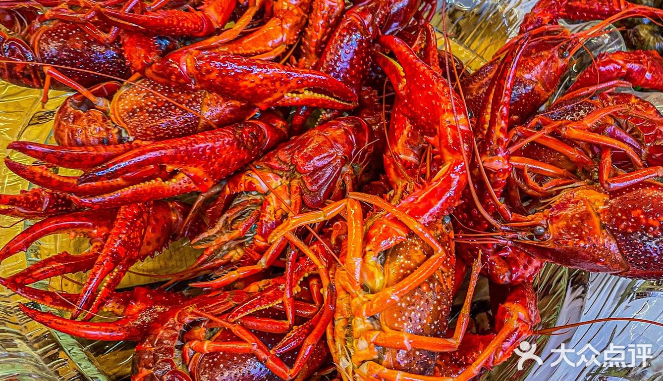 吃过推成山一样的小龙虾🦞塔么？