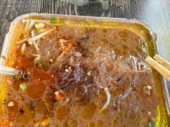 -花儿姐与战哥的美食档