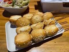 蜜汁小馒头-木屋烧烤(龙湖天街店)