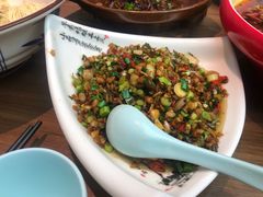 -有红鸡毛店·川菜(建设路店)