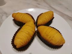 银萝千层酥-香港百合居(LCM置汇旭辉广场店)