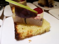 黑菌层鹅肝派配梨啫喱-AZUL by FUEL蓝色·法式酒馆(琶醍店)