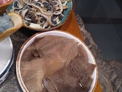 -小天鹅火锅·一线江景洪鼎旗舰店(洪崖洞店)