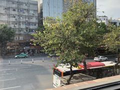 -必胜客(机场路店)