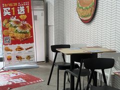 -华莱士·炸鸡汉堡(西中市店)