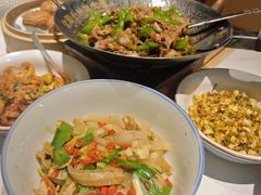 -费大厨辣椒炒肉(沙河万达店)