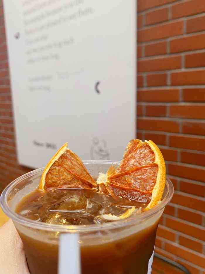 hugs coffee(芝麻街店)-"终于!西郊也开了家法式复古咖啡店满足了.