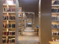 -漕河泾街道图书馆(漕河泾社区文化活动中心店)