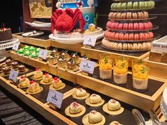 -雍容荟帝王蟹活龙虾展台自助(IFS黑金店)