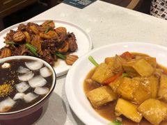 -闫府私房菜(经四路万达店)