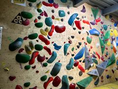 -问山MountQuest攀岩馆