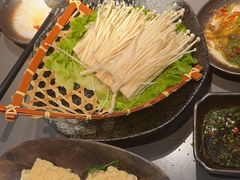 -湊湊火锅·茶憩(南京万象天地店)