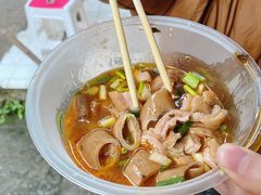 卤肥肠-张家巷胖哥肥肠·三十年老店(原工人村菜市店)