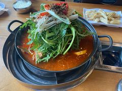 -喇喇排骨火锅·传统韩式脊骨汤(望京西园总店)