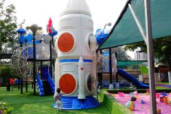 -萌宠亲子动物乐园(槐房万达店)