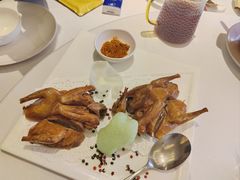 -云南荟·湖畔领宴(领事馆店)