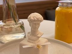 -玲婧胡同·生日蛋糕·餐厅(嘉里城店)