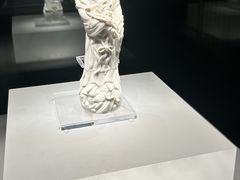 -李自健美术馆