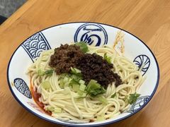 -杨伯英传统杂酱面
