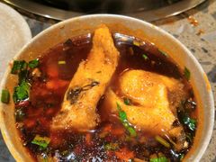 -肖肖酸萝卜鱼火锅(总店)