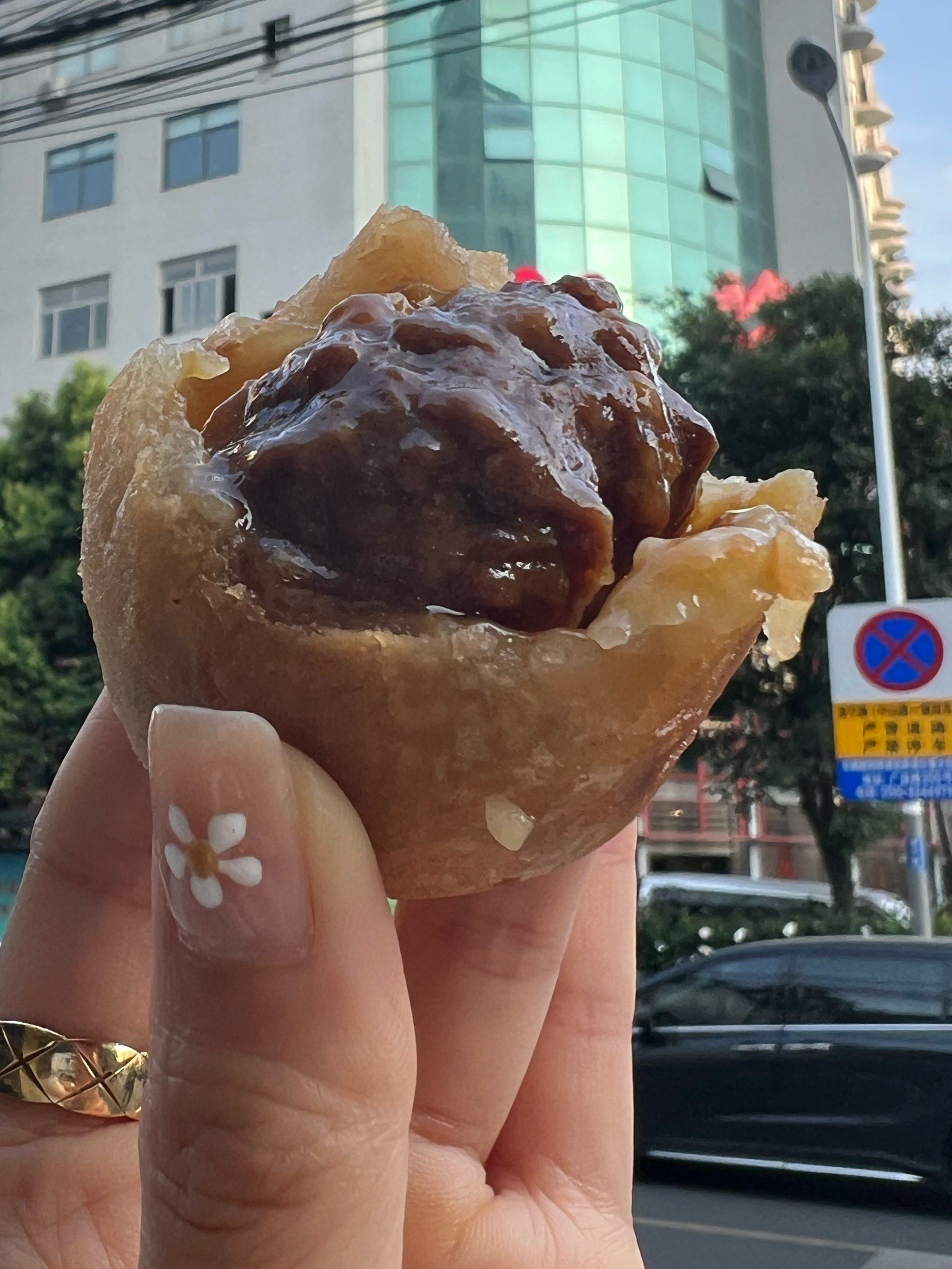 听说这是无锡第一名的玉兰饼