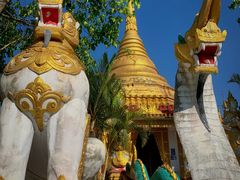 -一寨两国风景区