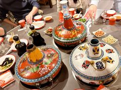 -毛辣果·贵州红酸汤牛肉火锅(西单店)