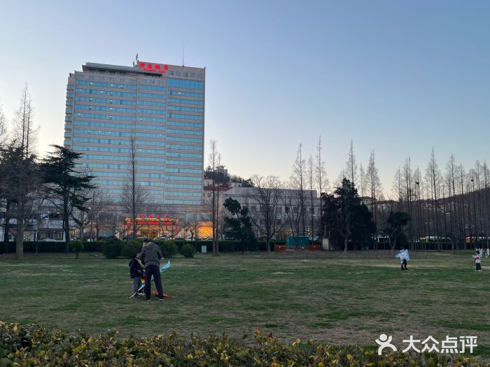 汇泉广场图片