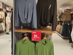 -优衣库(北京万柳华联购物中心店)