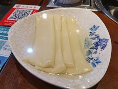 -亿诣蝎府炸酱面羊蝎子火锅(酷车小镇店)