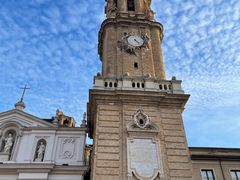 -皮拉尔圣母圣殿主教座堂