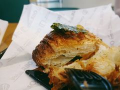 海苔明太鱼籽羊角-OUR Bakery(三里屯太古里店)