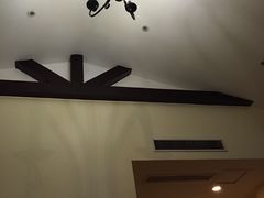 -屋顶顶城市·江景酒店-客房部