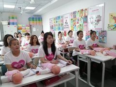 -爱月宝月嫂·育儿嫂(哈尔滨总店)