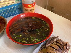 -小龙大肉面馆