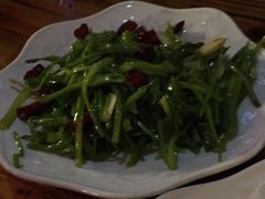 -小锅巴纳西餐厅