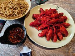-巴厘龙虾·榜首油焖大虾(音乐学院·沿江酒馆店)