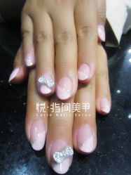 33 079-------悦指间美甲美睫