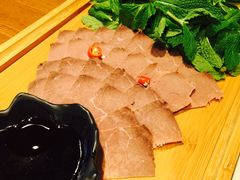 -云海肴·汽锅鸡·云南菜(天山百盛优客店)