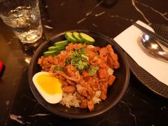 温泉蛋卤肉饭-Let's Taipei 非常烘焙(太古里店)