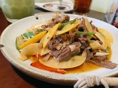 酸木瓜炒牛肉-紫滇源云南生态菜(丹凤街店)