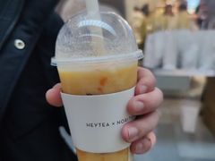 -喜茶(武汉荟聚中心店)