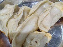 -黄阿姨锅贴大王(万航渡路店)