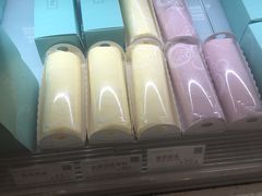 -顶东面包花园·生日蛋糕(世博店)