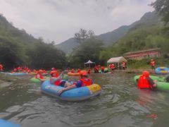 -雅鲁激流探险漂流