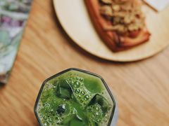 抹茶牛奶-怪 kafe.