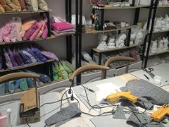 -半日闲手作DIY体验馆•陶艺•银饰戒指•拼豆(光谷店)